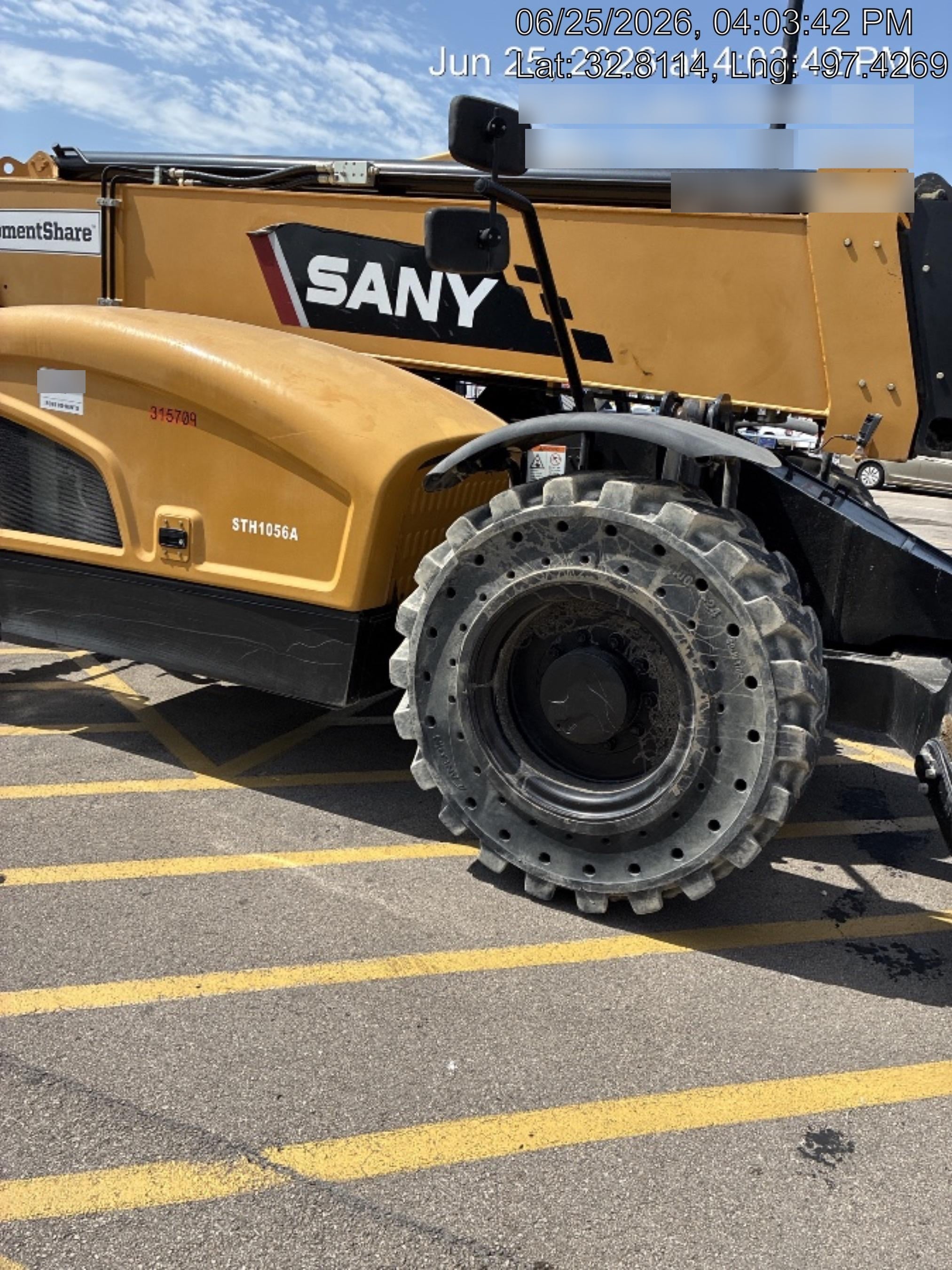 2023 SANY STH1056