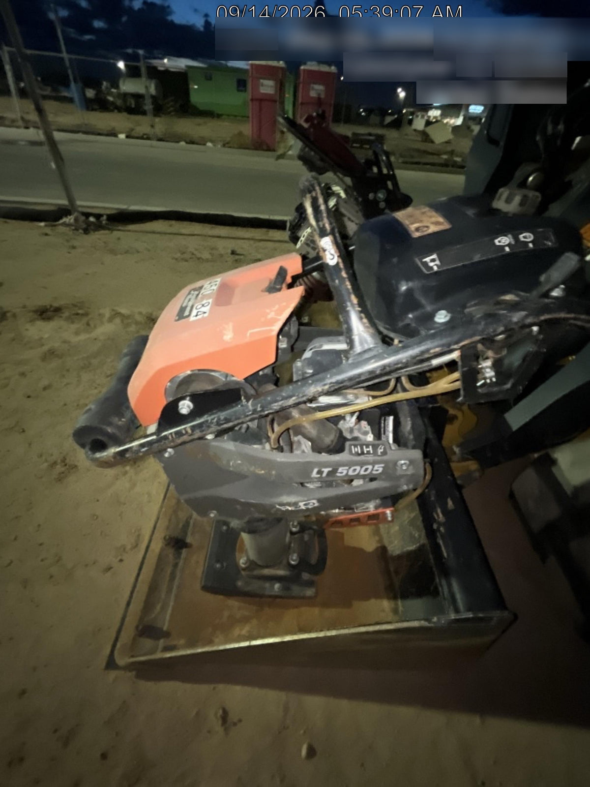 2024 HUSQVARNA LT5005