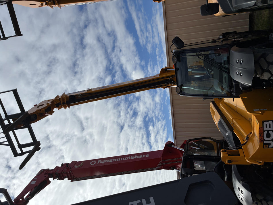 2025 JCB 509-42