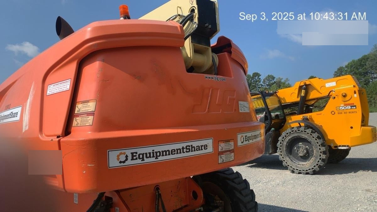 2021 JLG 660SJ
