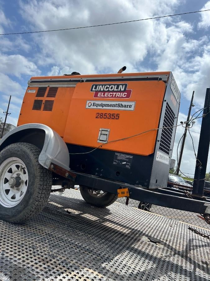 2022 Lincoln Electric LE400 Kubota V1505, Trlr, Cable Rack, Light Kit, ES Decals, T3