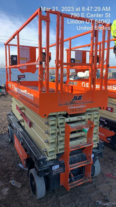 2022 JLG R4045