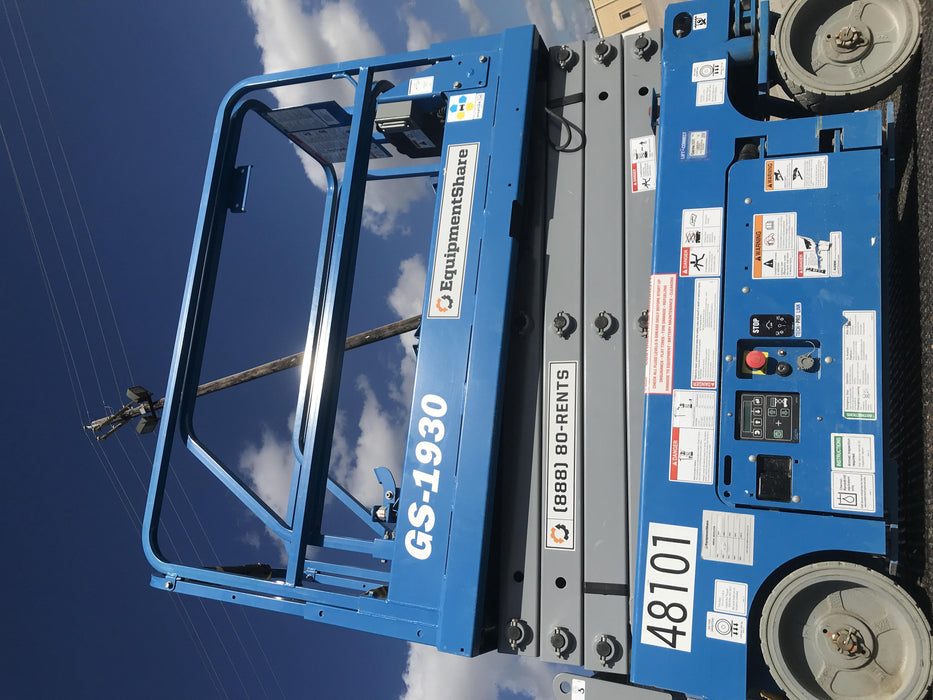 2019 Genie GS-1930 Fixed Rails with Chain Entry