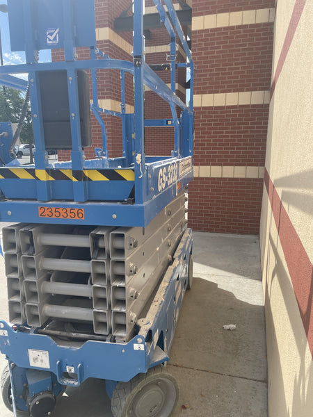 2022 GENIE GS-3232