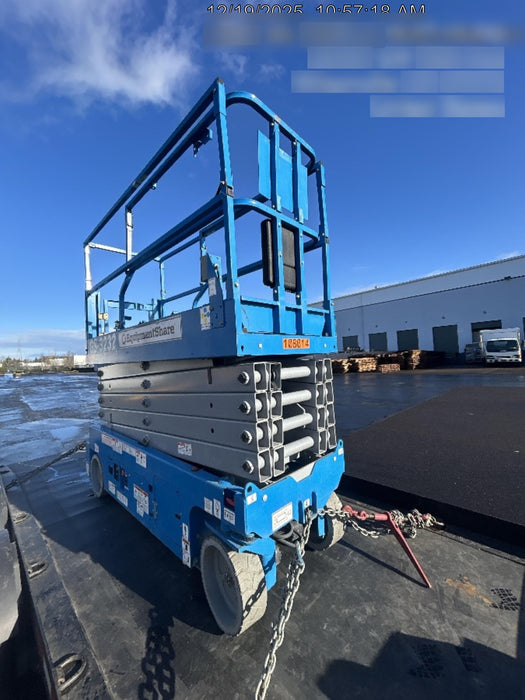 2020 Genie GS-3232 Standard, Folding half height swing gate, 800W Inverter