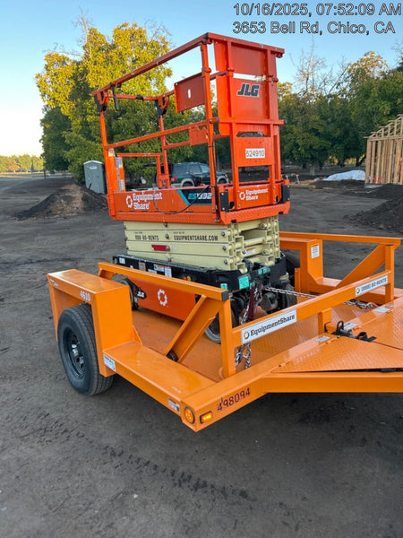2025 JLG ES1932