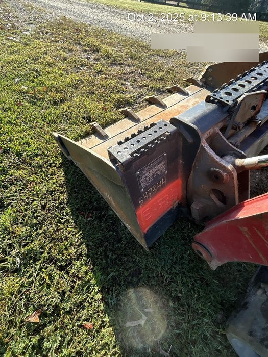 2025 EQUIPMENTSHARE 1006186 - 66" Tooth Bucket, CTL