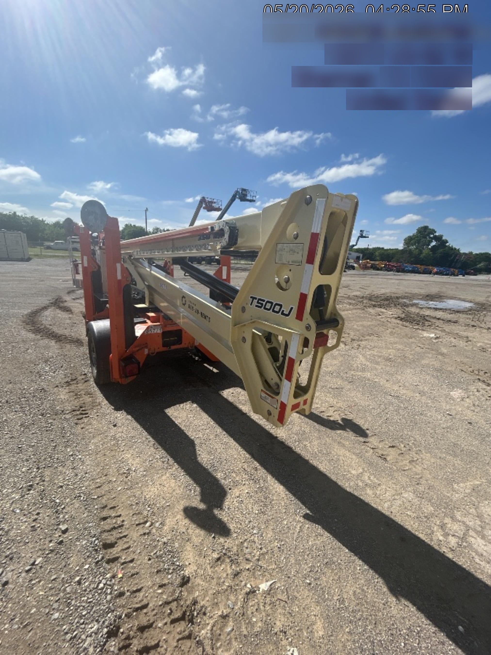 2023 JLG T500J