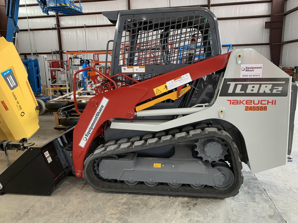 2022 TAKEUCHI TL8R2-R