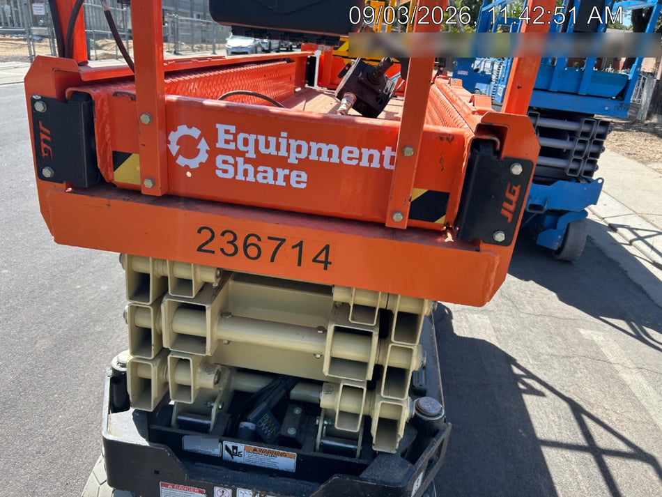 2022 JLG ES2632