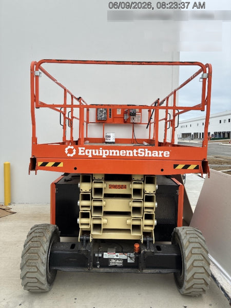 2023 JLG RT4394