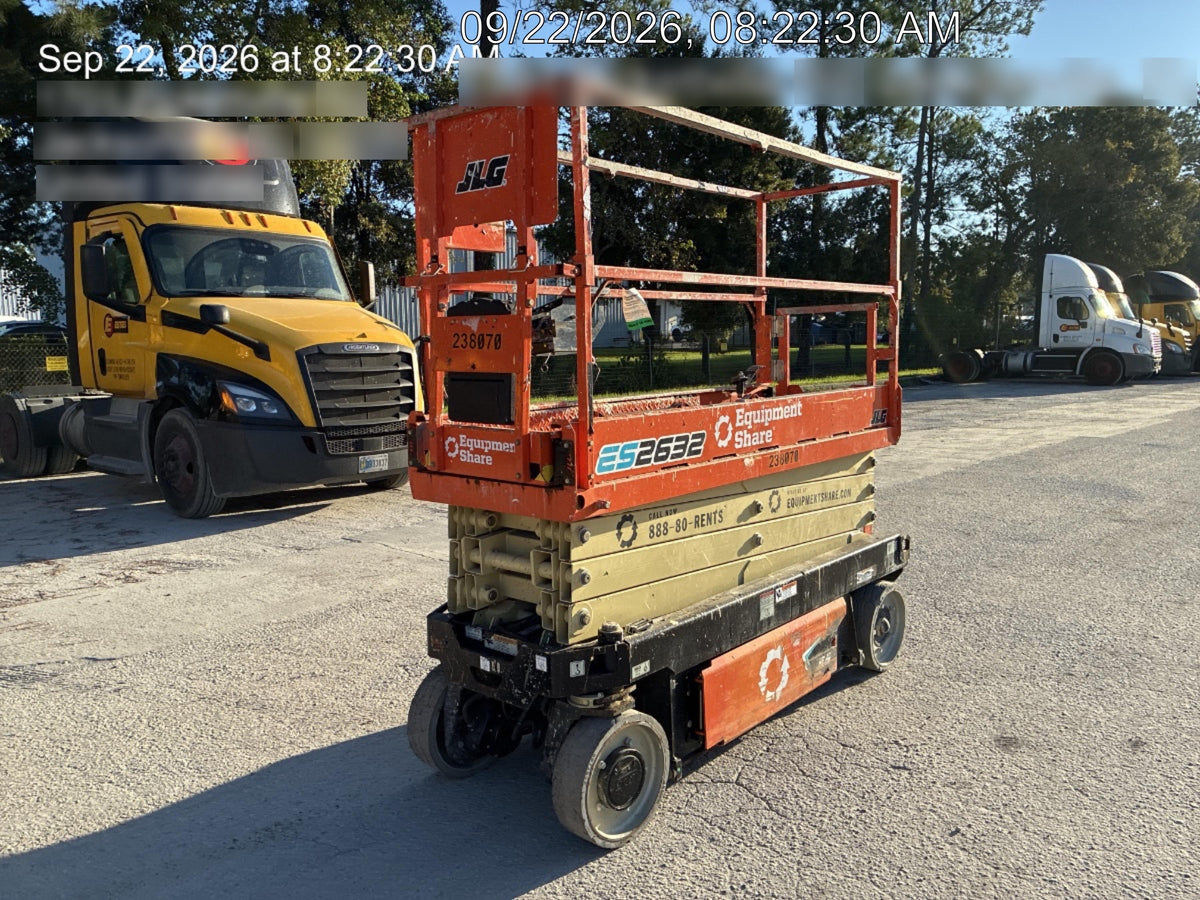 2022 JLG ES2632