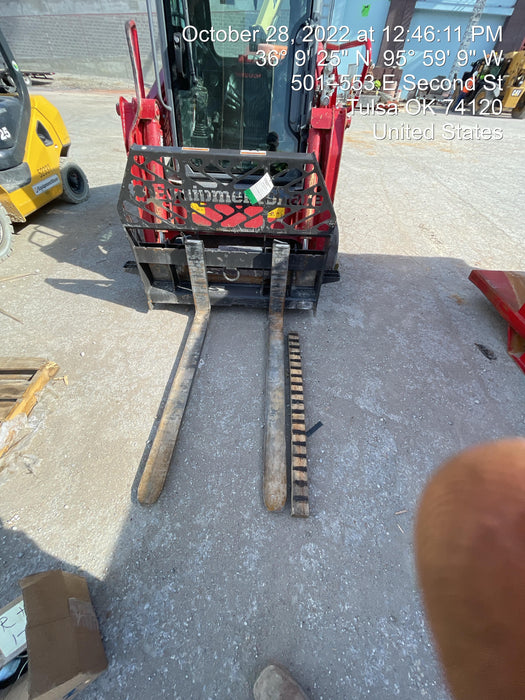 2022 PALADIN 48" Pallet Forks - Paladin