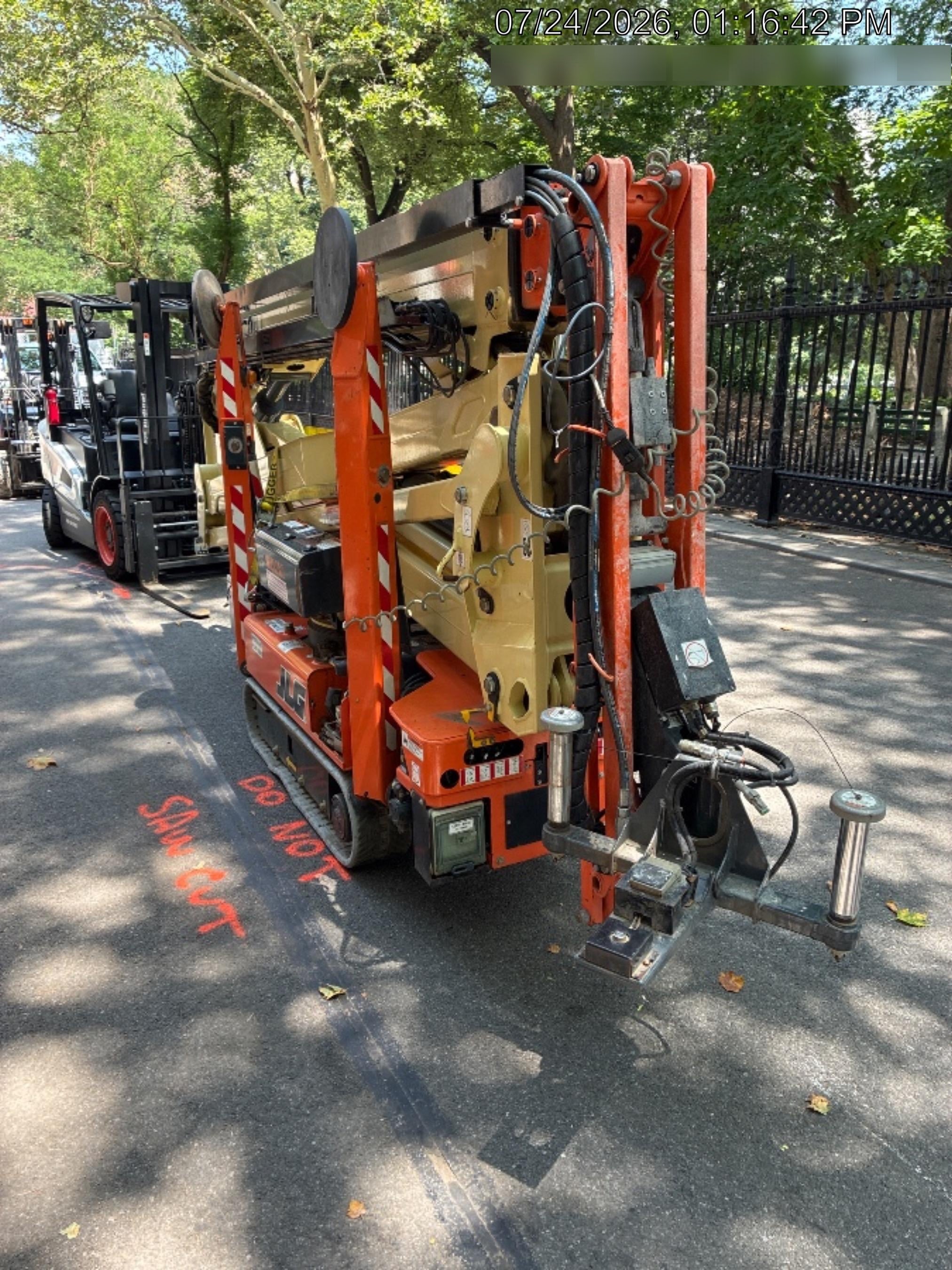 2021 JLG X600AJ