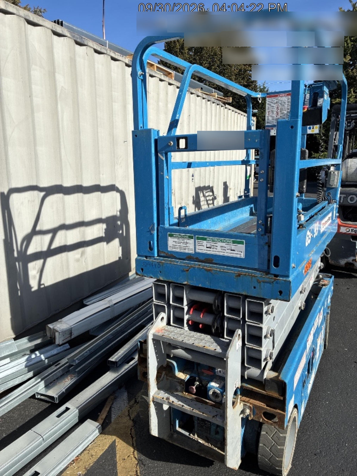 2019 Genie GS-1930 Half Height Swing Gate, 800W Inverter