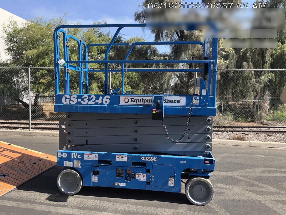 2022 GENIE GS-3246
