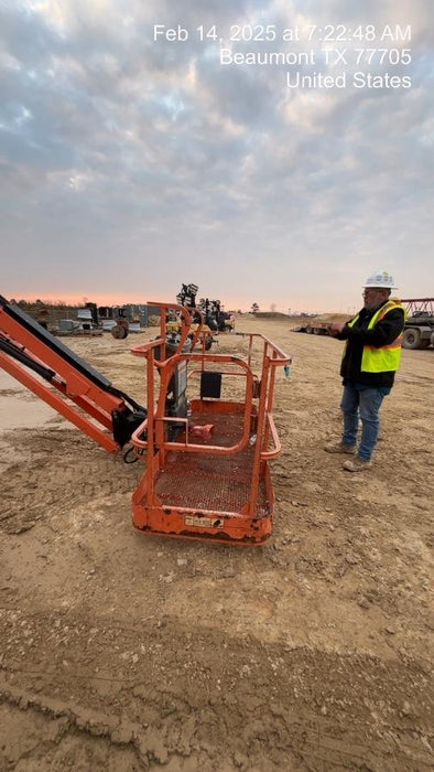 2019 JLG 600AJ