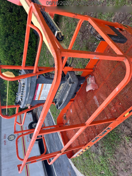 2021 JLG 400S