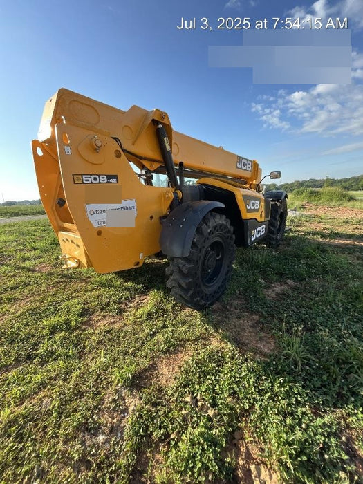 2019 JCB 509-42 74 HP w/Open ROPS, Beacon, Aux Hydraulics, LED Work lights, Solid Tires 66" Carriage/60" Forks