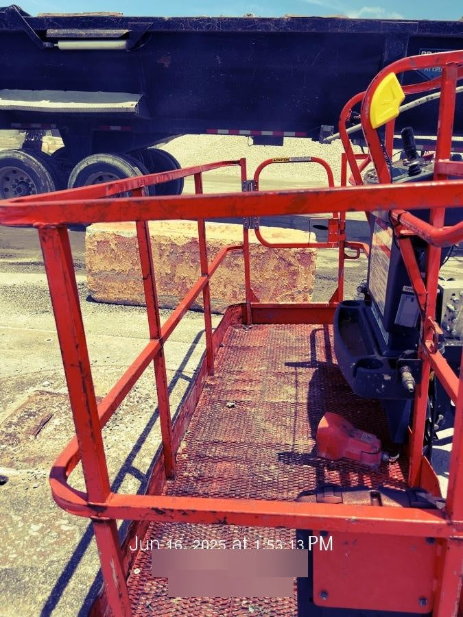2021 JLG 1350SJP