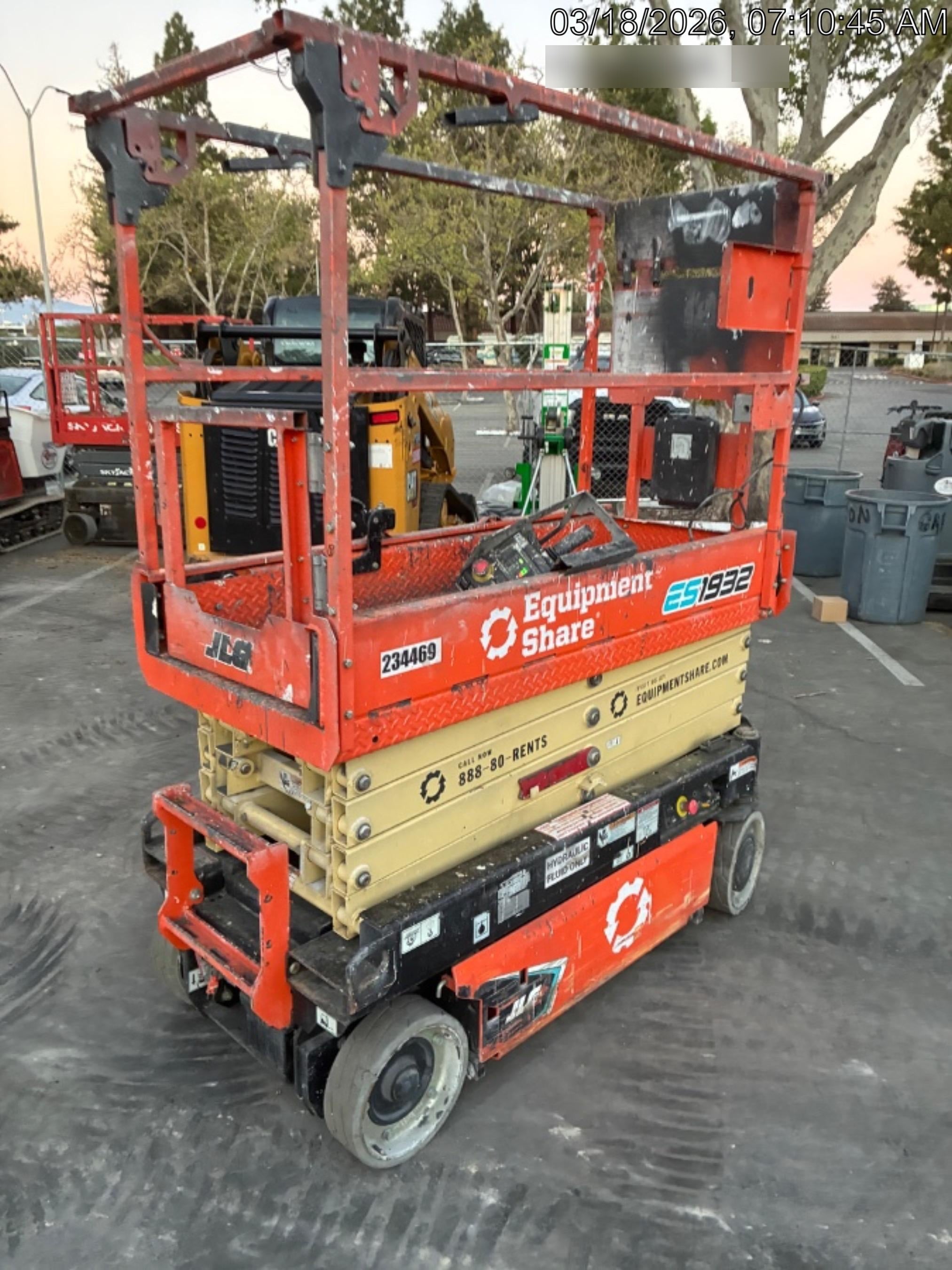 2022 JLG ES1932