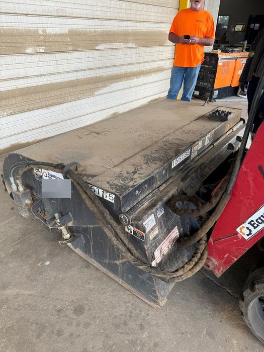 2021 PALADIN Sweepster SB72