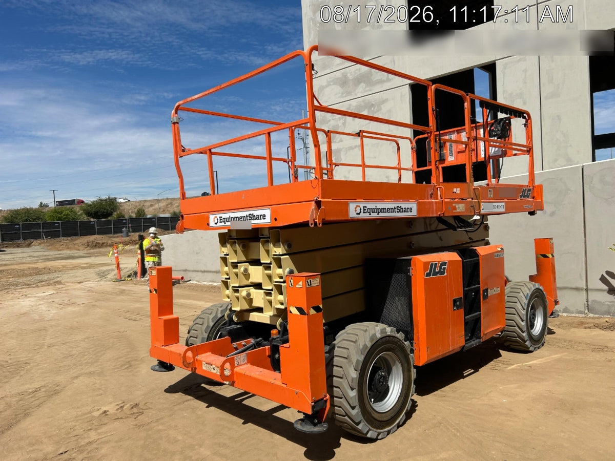 2019 JLG 430LRT