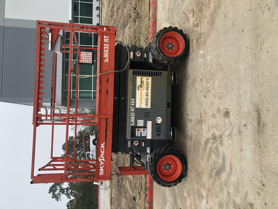 2017 SKYJACK SJ6832 RT