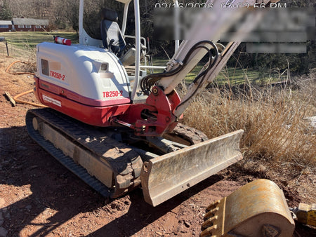 2020 TAKEUCHI TB250-2