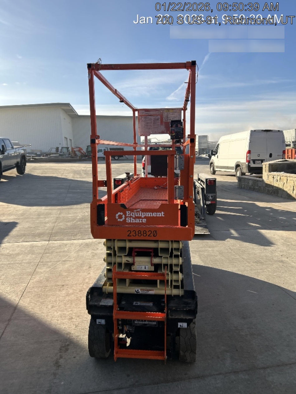 2022 JLG ES2632