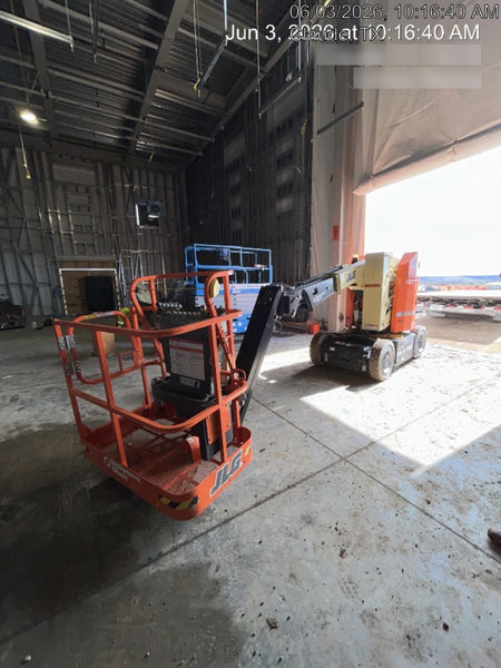 2025 JLG E300AJP