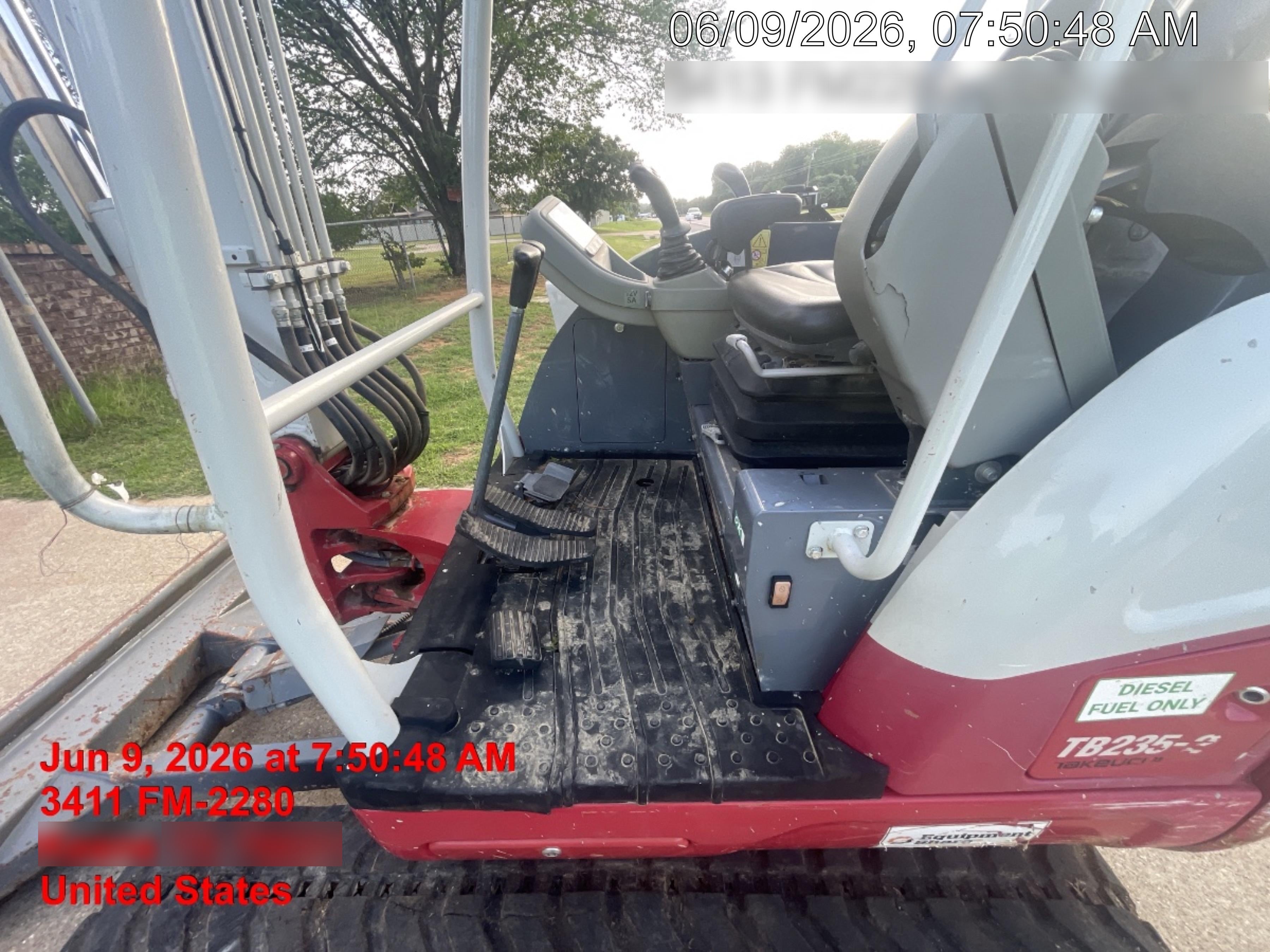 2022 TAKEUCHI TB235-2R