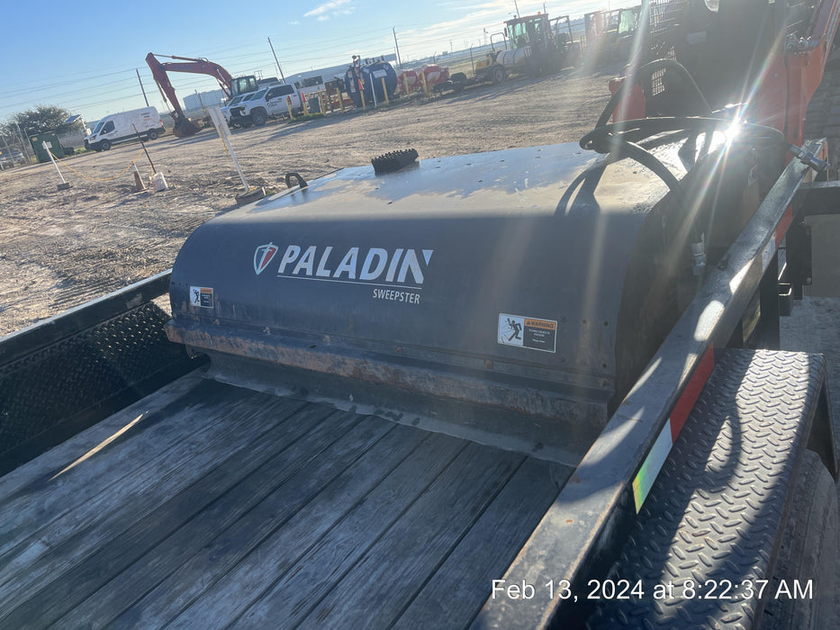 2021 PALADIN Sweepster SB72