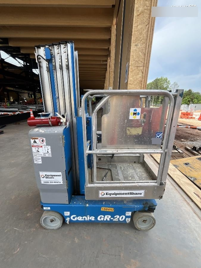 2021 GENIE GR-20