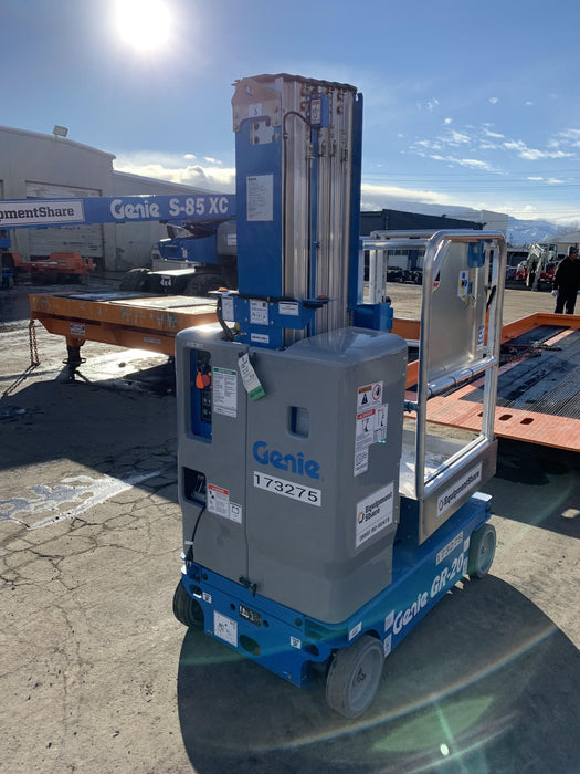2021 GENIE GR-20