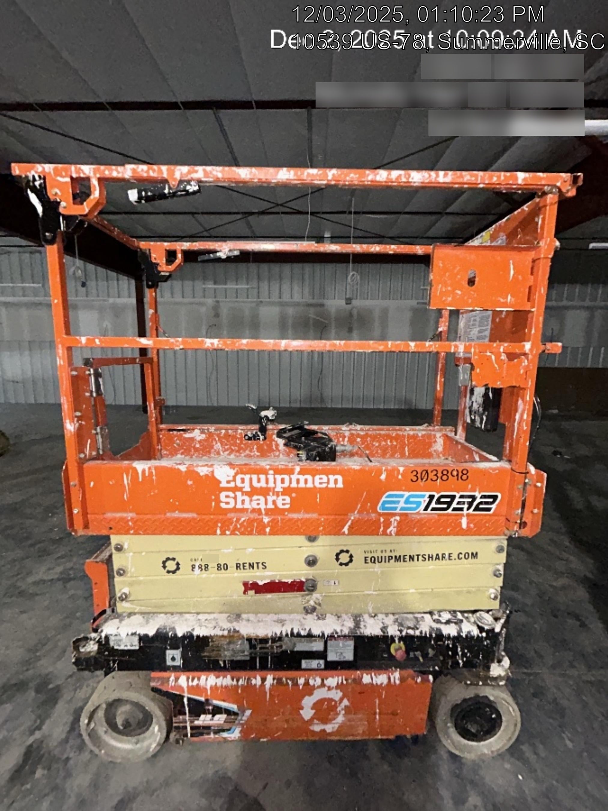 2023 JLG ES1932