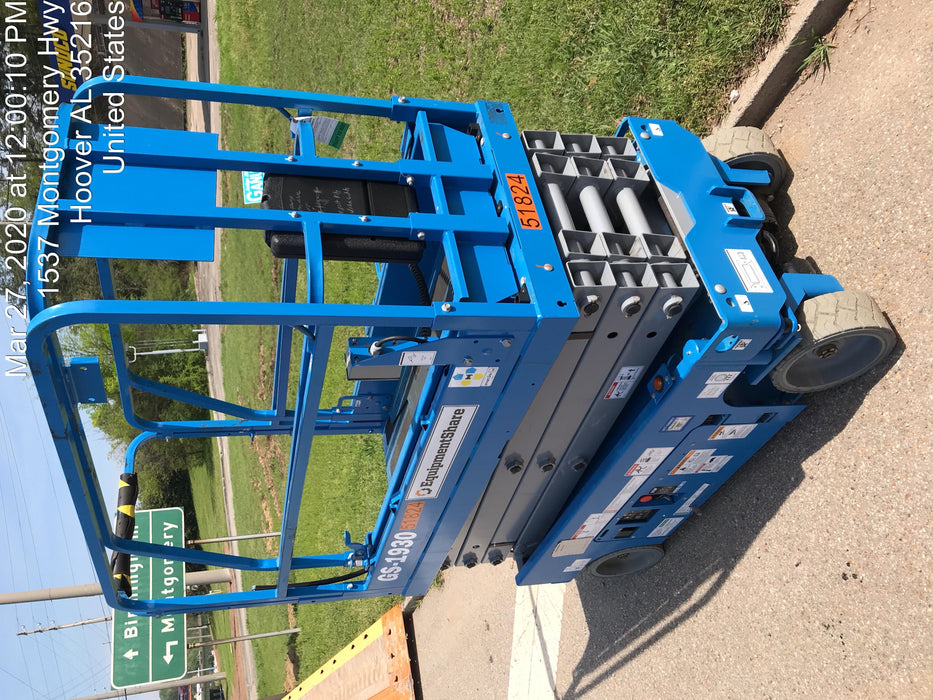 2019 Genie GS-1930 Fixed Rails with Chain Entry