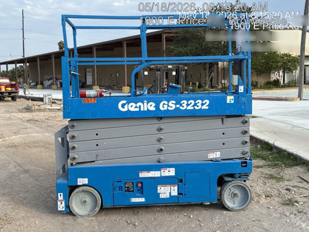 2018 Genie GS-3232 Genie GS3232 Lift w/Folding Rails and Swing Gate