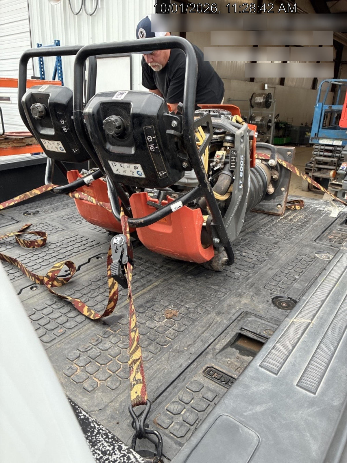 2026 HUSQVARNA LT6005