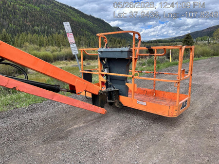 2019 JLG 460SJ Pneumatic Tires