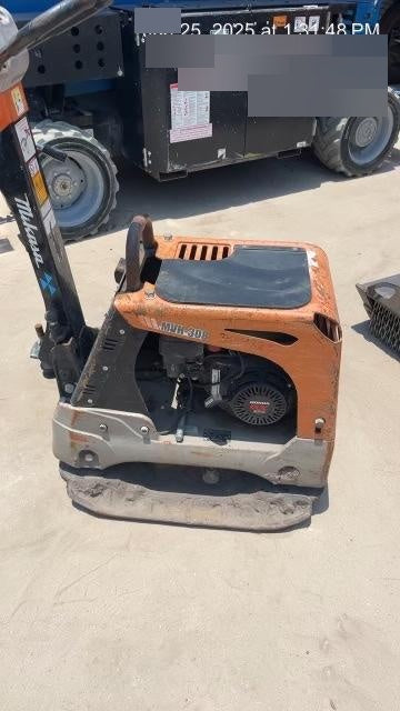 2023 Multiquip MV308GH Honda GX270, 18" Plate, Tachometer