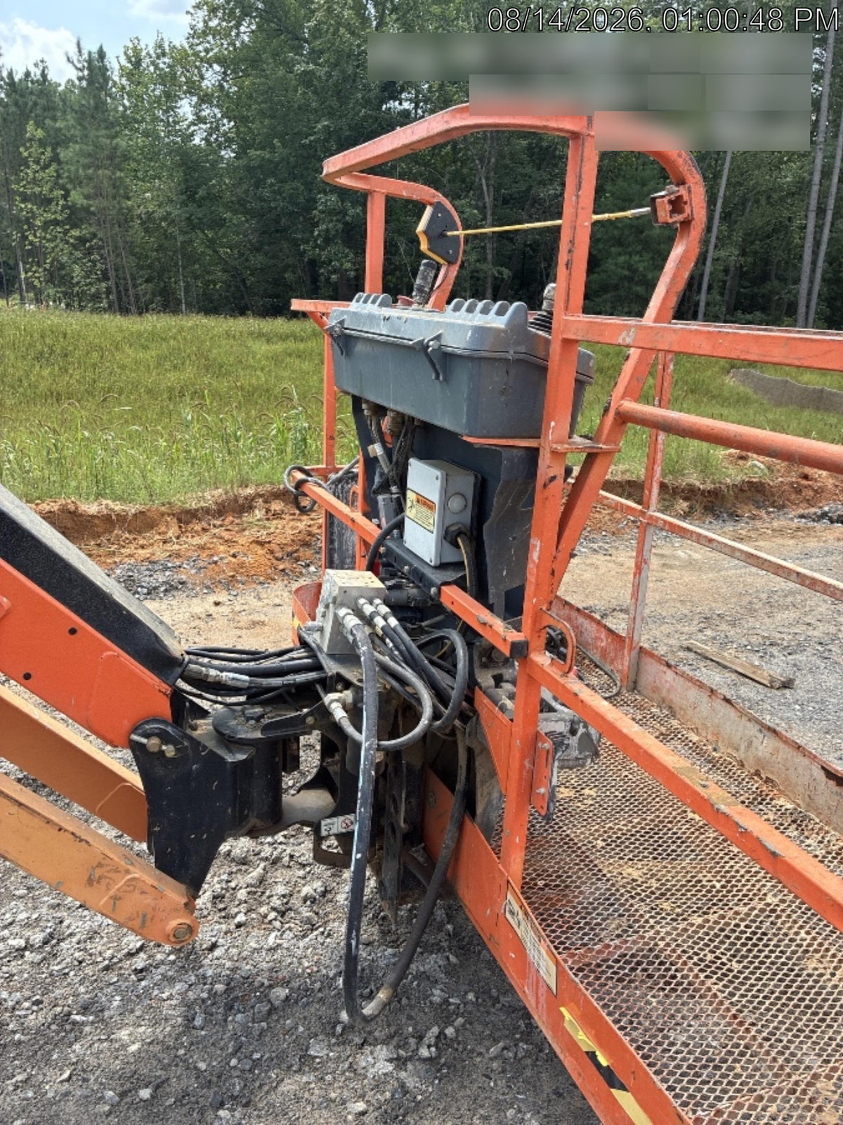 2022 JLG 660SJ