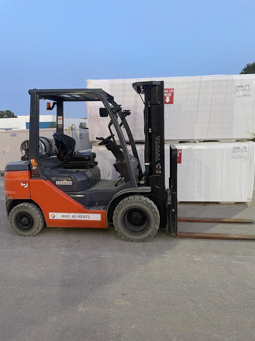 2022 TOYOTA 50-8FGU25