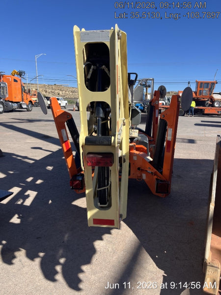 2022 JLG T350