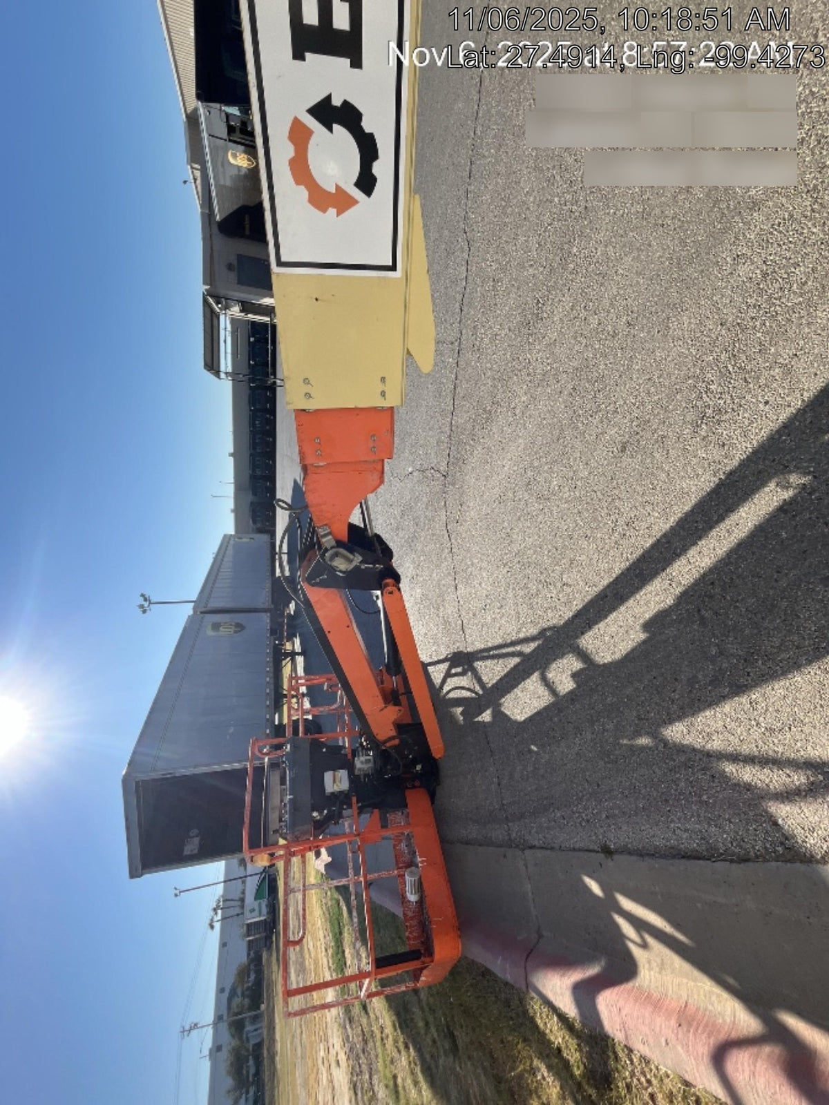 2021 JLG 660SJ