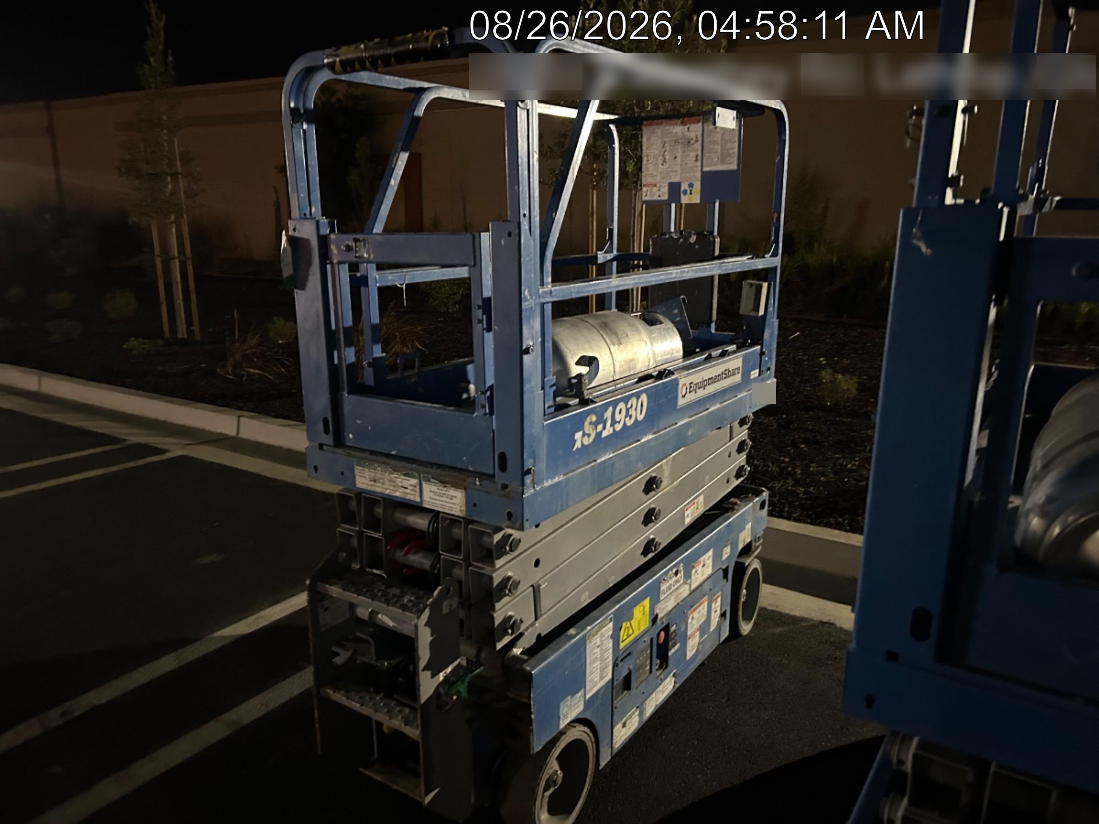 2019 Genie GS-1930 Half Height Swing Gate, 800W Inverter