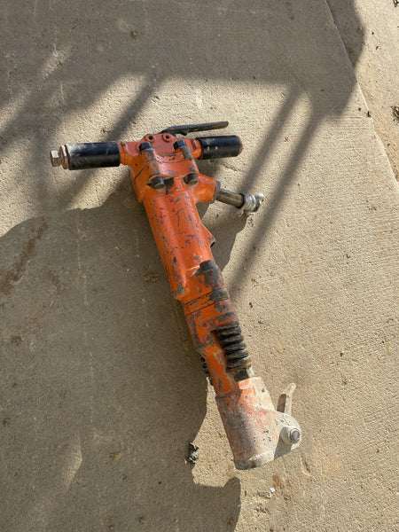 2021 MICHIGAN PNEUMATIC MP-30-1