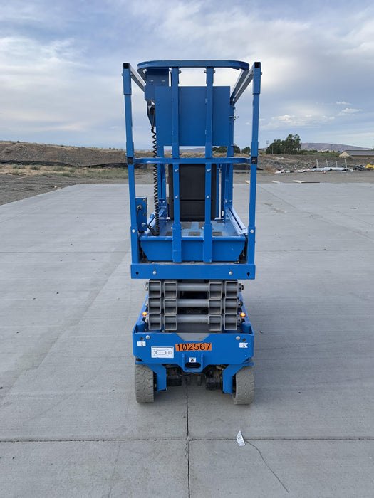 2020 Genie GS-1930 Solid Non Marking Tires, Beacon, Folding rails with half height swing gate, 800W Inverter