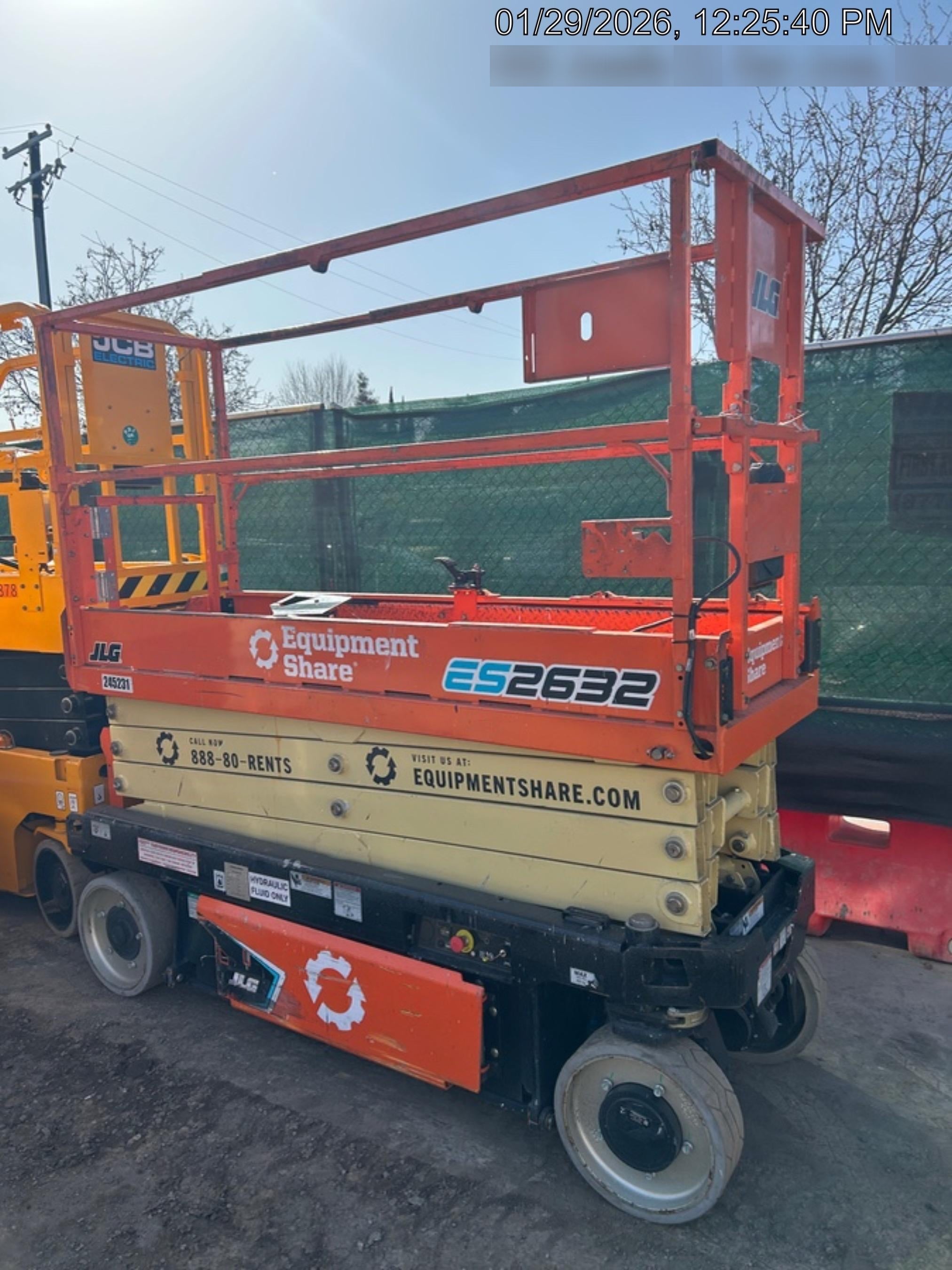 2022 JLG ES2632