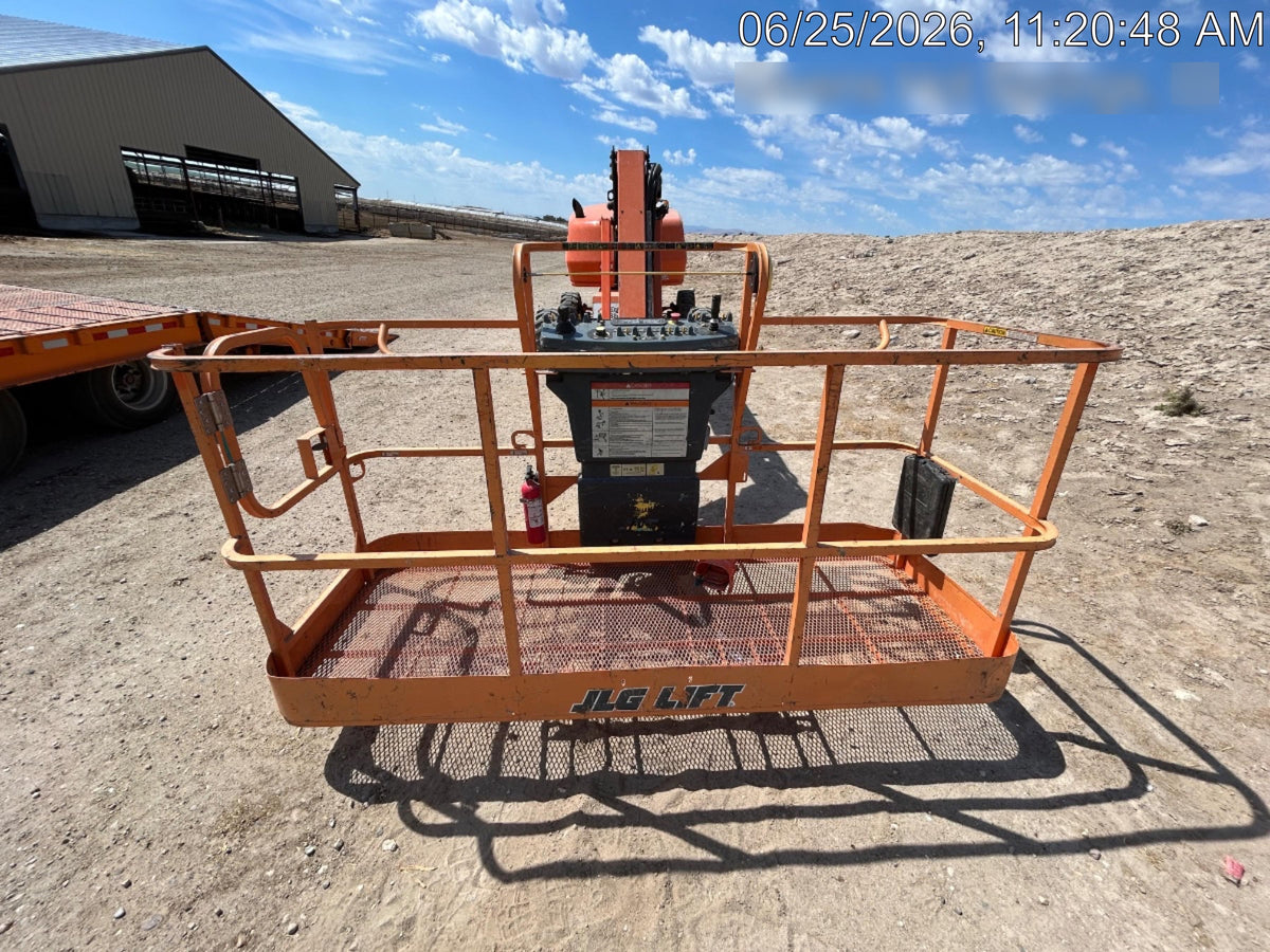 2019 JLG 460SJ